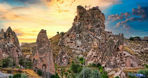 Cappadocia: Private Red Tour with Lunch