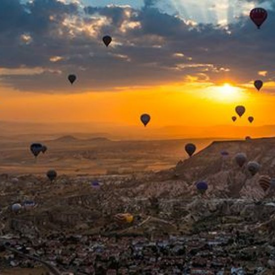 Göreme: Cappadocia Standart Hot Air Balloon Sunrise Flight