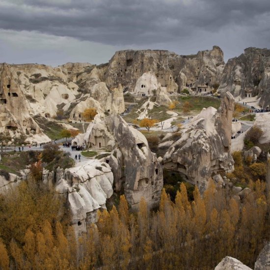 Cappadocia: Private Red Tour with Lunch